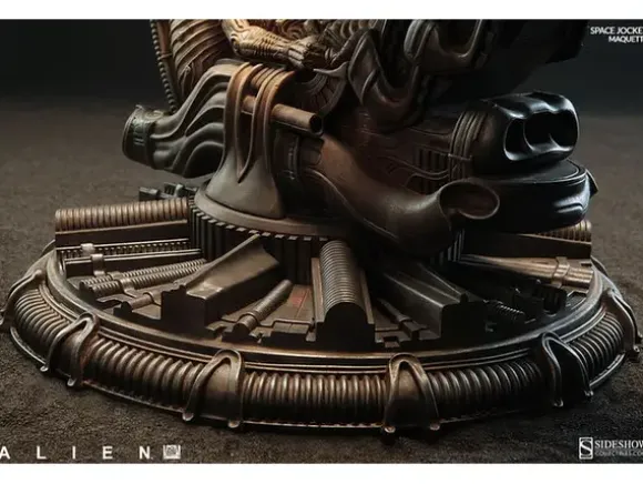Alien Maquette: Space Jockey