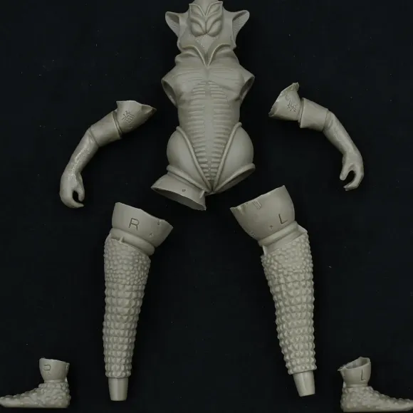 1/350 Alien Mefilas Soft Vinyl Kit Reprint
