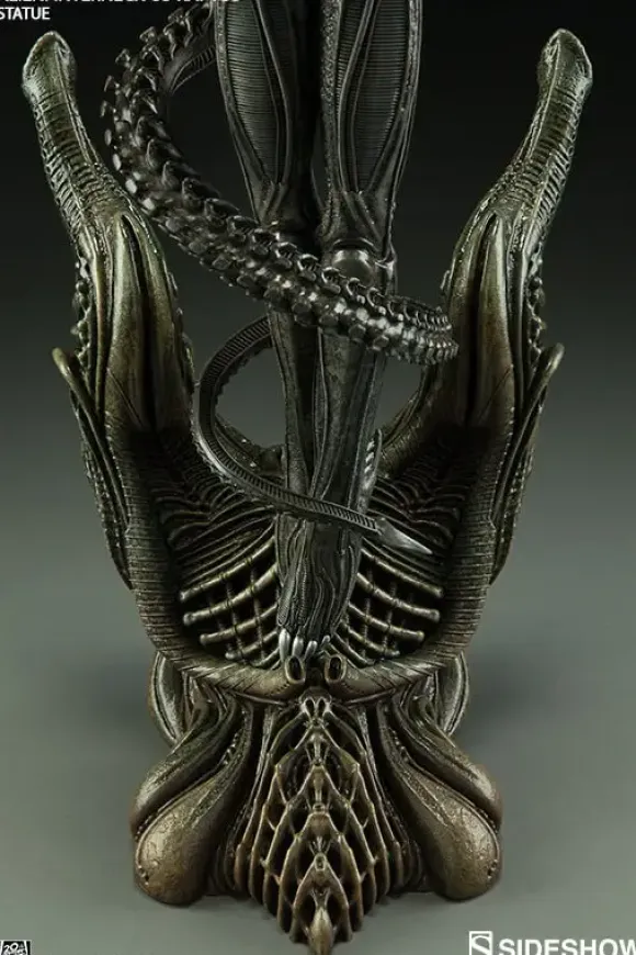 Alien Statue: Alien (Internecivus Raptus Version)