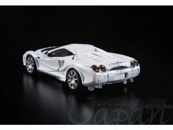 A-04 Mitsuoka Orochi Starscream White Pearl