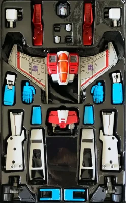 AMK PRO Series Transformers 19cm Starscream