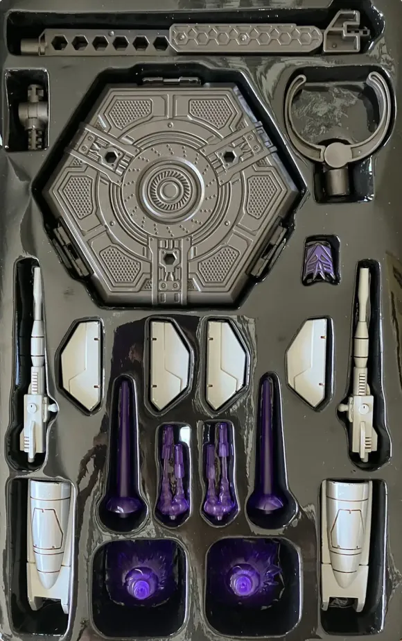 AMK PRO Series Transformers 19cm Starscream