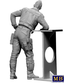 1/24 At the Edge of the Universe. Strange Company's Adventures. Episode I. The First Meeting: Keep moving, Nothing to see here. Everything is under control (2 Figures & Counter)