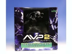 AVP 2 Predalien Real Figure Limited Color Version: Silver