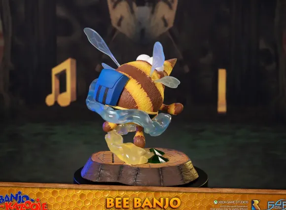 Banjo-Kazooie/ Bee Banjo Statue