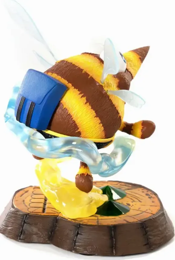 Banjo-Kazooie/ Bee Banjo Statue