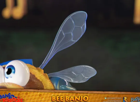 Banjo-Kazooie/ Bee Banjo Statue