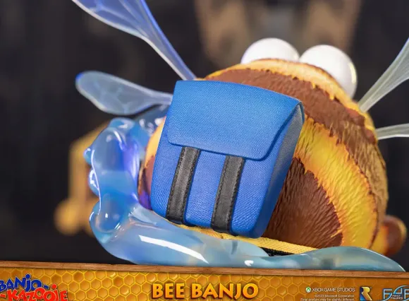 Banjo-Kazooie/ Bee Banjo Statue