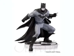 Batman/ Batman Black & White Statue: Greg Capullo 2nd Edition