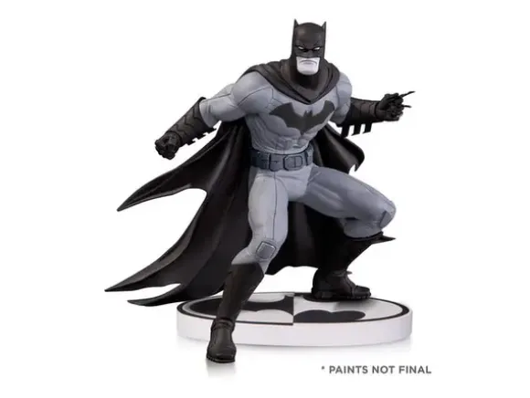 Batman/ Batman Black & White Statue: Greg Capullo 2nd Edition
