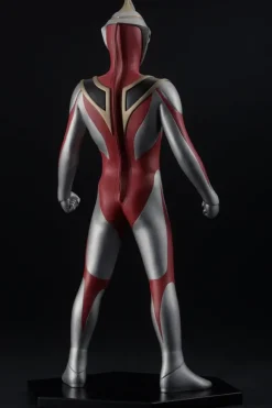 Character Classics Ultraman Gaia