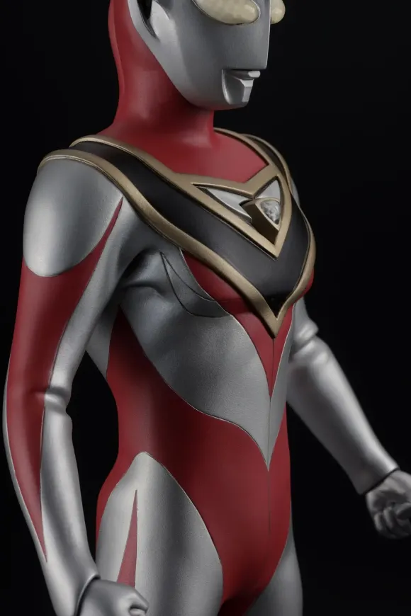 Character Classics Ultraman Gaia