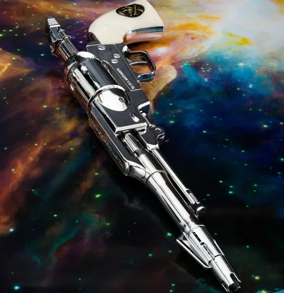1/1 Cosmo Dragoon (The Gun of the Warrior) Maetel Ver. Water Gun