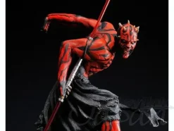 1/7 Darth Maul w/LED Lighting