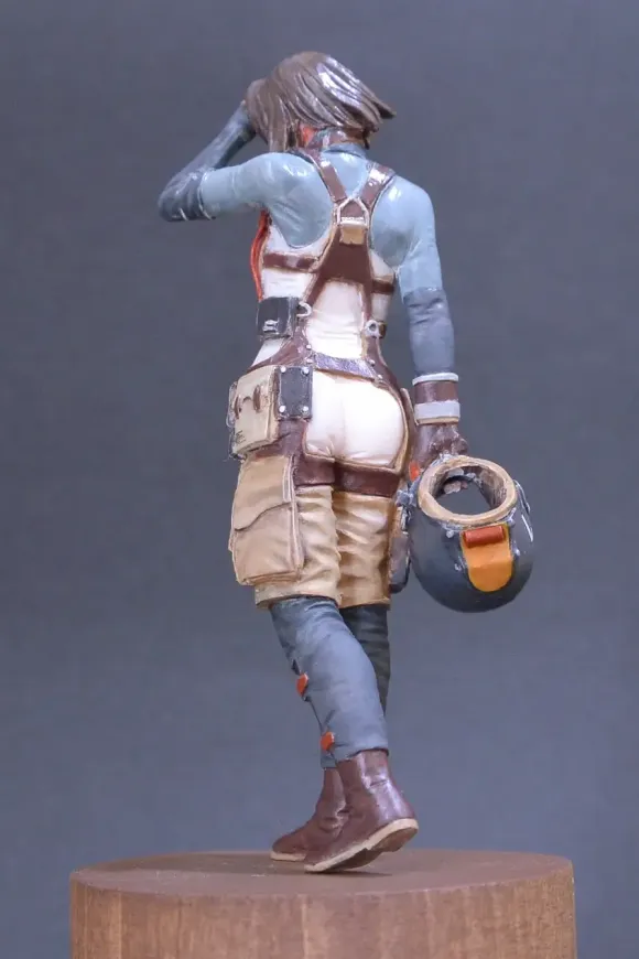 1/20 Female Pilot Vanessa Morales Ensign