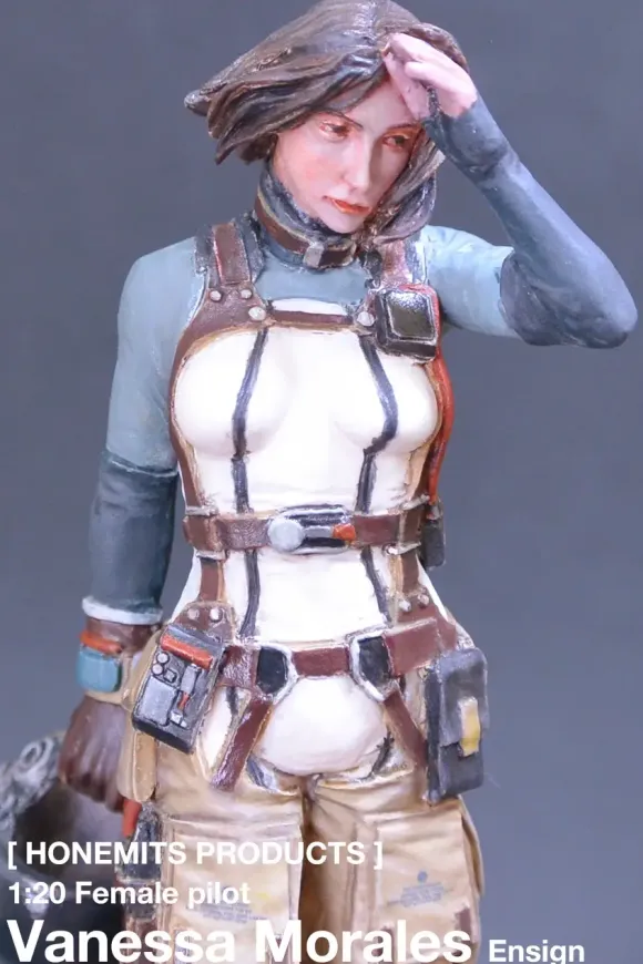 1/20 Female Pilot Vanessa Morales Ensign