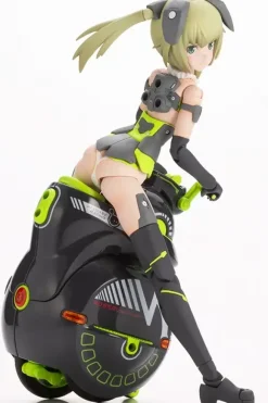 Frame Arms Girl Innocentia (Racer) & Noseru (Racing Specs Ver.)