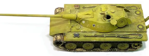1/35 German E-60 Ausf.D Late Production w/Standardized Tracks