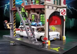 Ghostbusters Ecto-1