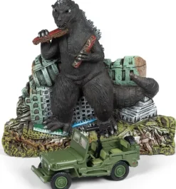 1/64 Godzilla & Willys M38 (Completed Model)