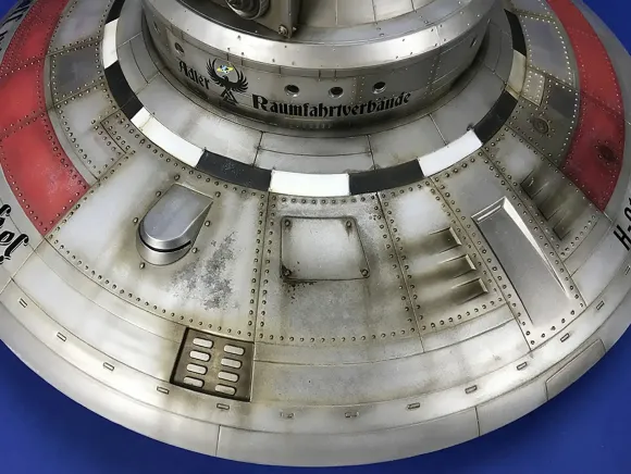 1/72 Haunebu II German Flying Saucer "Commercial Airliner Type"