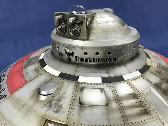 1/72 Haunebu II German Flying Saucer "Commercial Airliner Type"