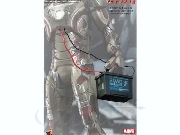 1/6 Hot Toys Accessory: Iron Man 3 Tony Stark's Workshop Set