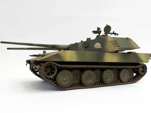 1/35 Imperial Japanese Army Super-Heavy Tank "Oni"