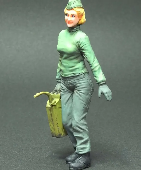 1/20 Jerrycan Girl