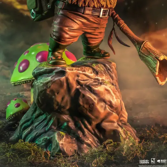1/4 League of Legends Teemo Statue