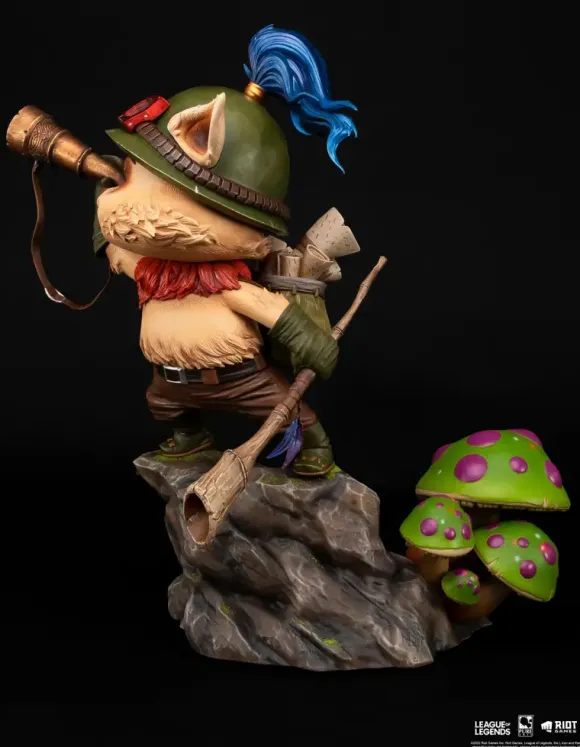1/4 League of Legends Teemo Statue