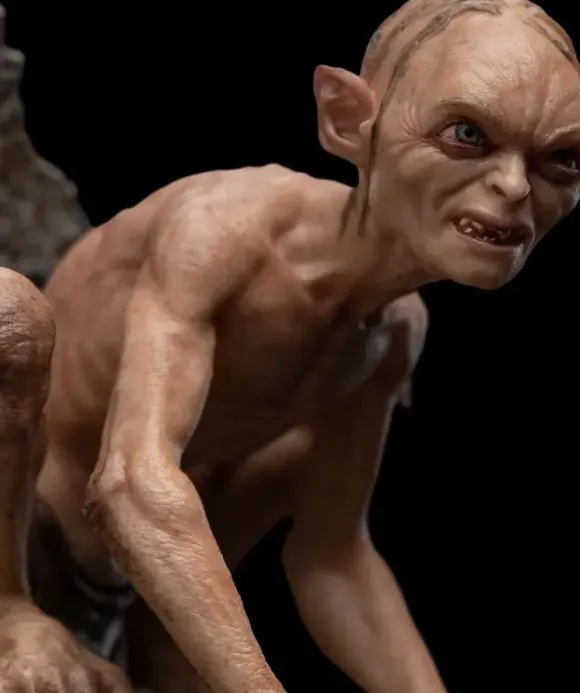 Lord of the Rings Trilogy/ Gollum Guide to Mordor Mini Statue