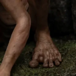 Lord of the Rings Trilogy/ Gollum Guide to Mordor Mini Statue