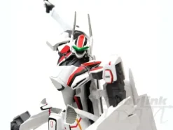 Macross Frontier Battroid Display: VF-25F w/Knife