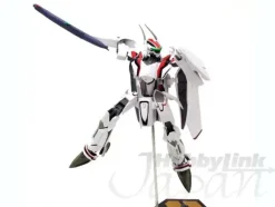 Macross Frontier Battroid Display: VF-25F w/Gun Pod