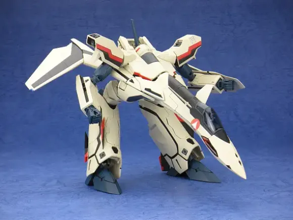 1/60 Macross Plus Transformable YF-19 with Fast Pack