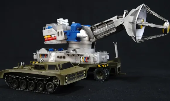 1/35 Maser Cannon Monster Slaying Beam Vehicle Soft Vinyl Kit Reprint Edition