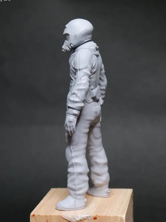 1/20 Mercenary Army Space Pilot A