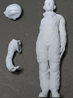 1/20 Mercenary Army Space Pilot B