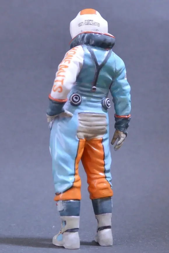1/20 Mercenary Space Pilot