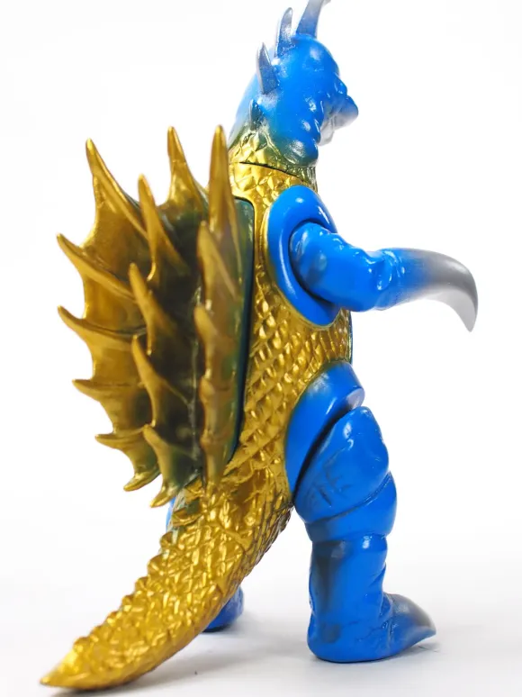 Middle Size Series 18th Gigan Standard Blue