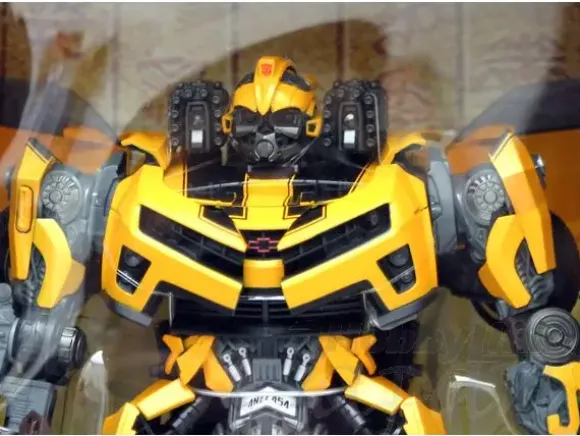 MPM-02 Movie Masterpiece Bumblebee