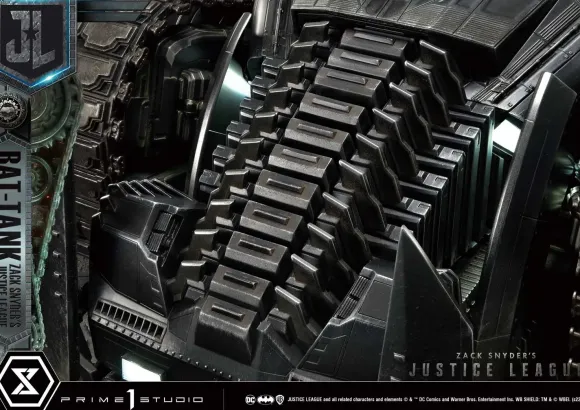 Museum Diorama Justice League Bat Tank Zack Snyder's Justice League