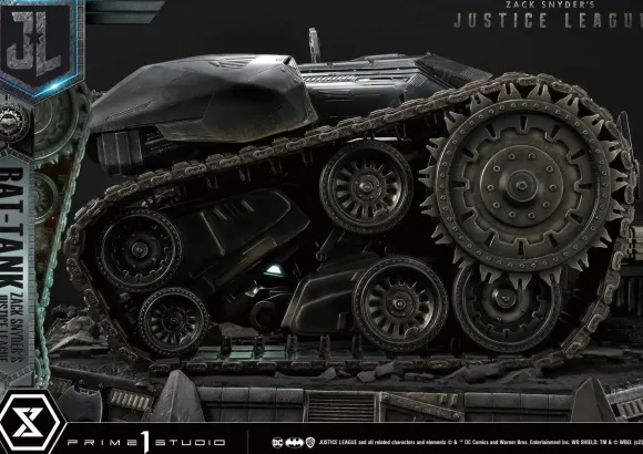 Museum Diorama Justice League Bat Tank Zack Snyder's Justice League