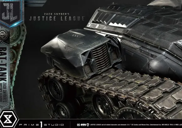 Museum Diorama Justice League Bat Tank Zack Snyder's Justice League