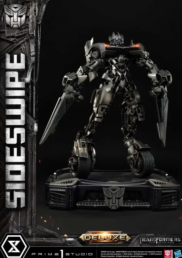 Museum Masterline Transformers / Dark of the Moon Sideswipe DX version