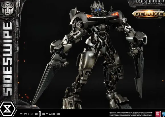 Museum Masterline Transformers / Dark of the Moon Sideswipe DX version