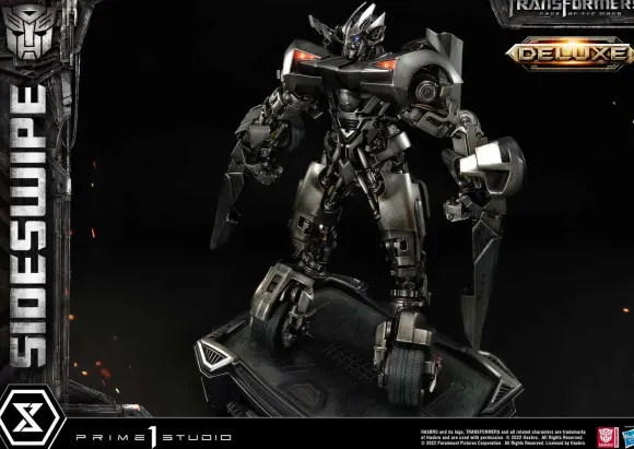 Museum Masterline Transformers / Dark of the Moon Sideswipe DX version