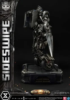 Museum Masterline Transformers / Dark of the Moon Sideswipe DX version