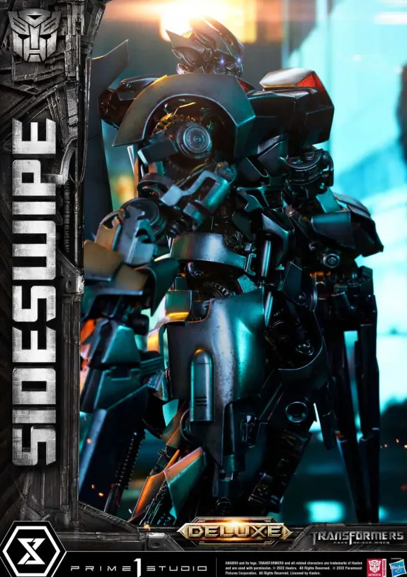 Museum Masterline Transformers / Dark of the Moon Sideswipe DX version